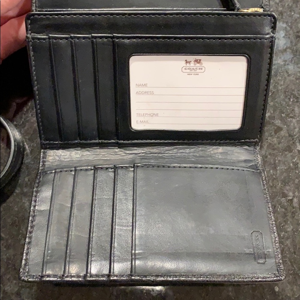 Black Coach bag/wallet set w/ addt shoulder strap - Picture 10 of 16